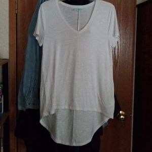 Maurices short sleeve high/low hem shirt